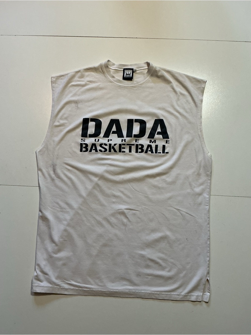 Vintage 90s Y2K Dada Supreme Basketball White Graphic Tank Top Shirt